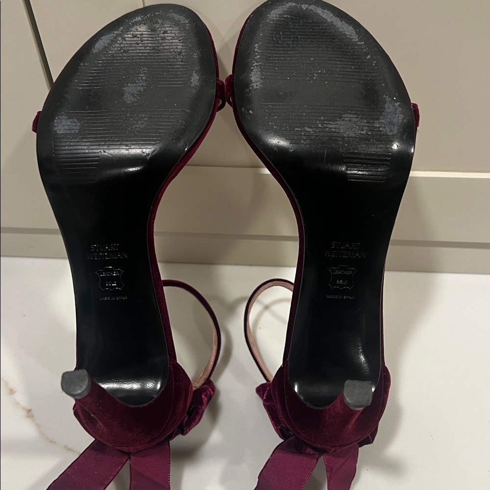 Stuart Weitzman Wine Velvet Bow High-Heel Sandals - Picture 6 of 7